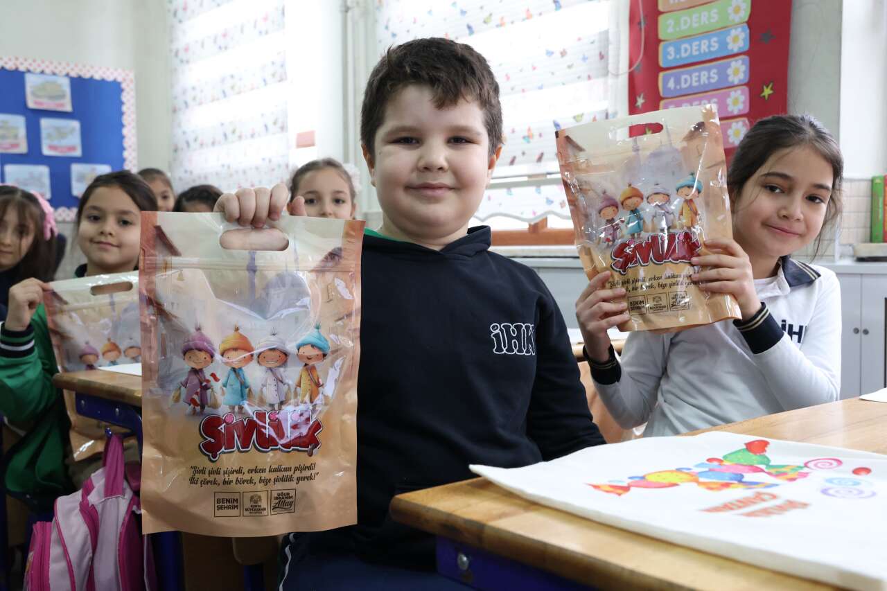 Konya Büyükşehir’den çocuklara şivlilik sürprizi 13